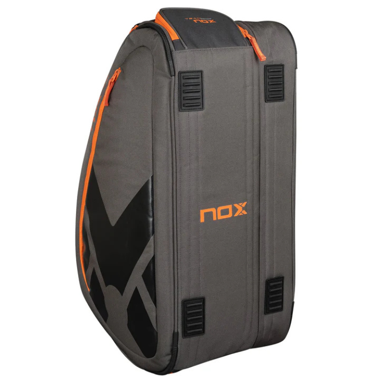 AT10 Team Racquet Bag