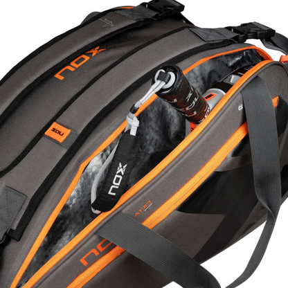 AT10 Team Racquet Bag