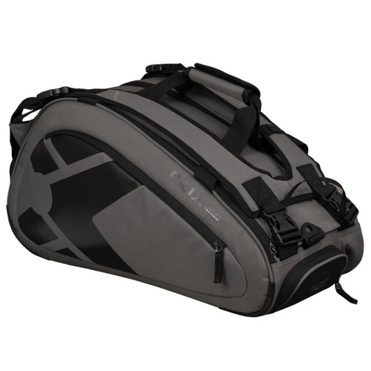 AT10 Team Racquet Bag