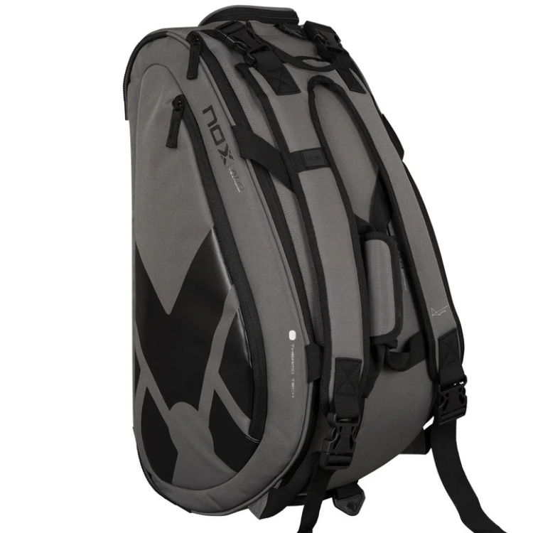 AT10 Team Racquet Bag