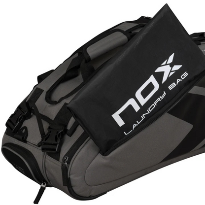AT10 Team Racquet Bag