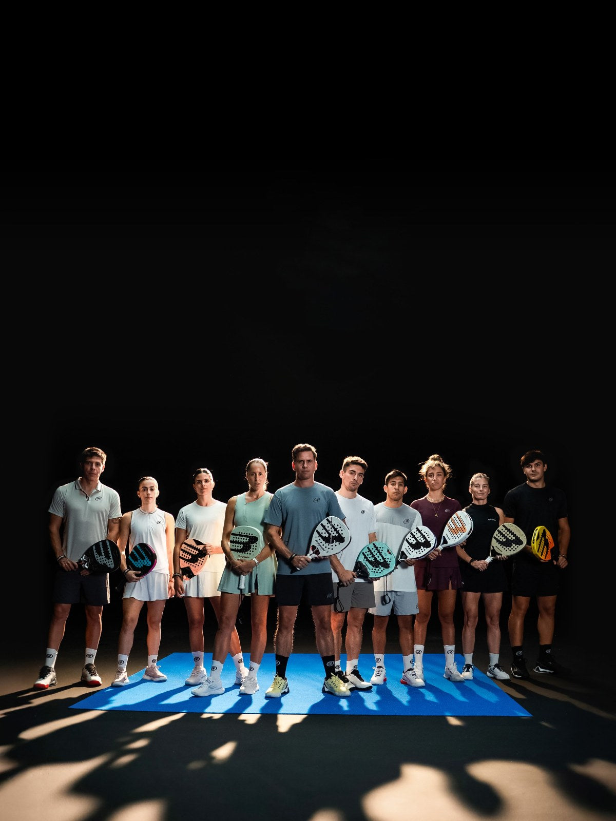 Jugadores de Bullpadel con las palas 2027